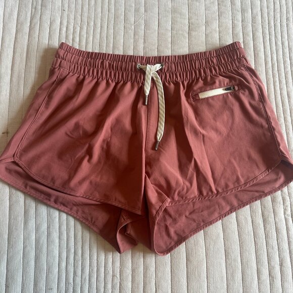 Vuori Pants - Vuori Clementine Shorts